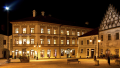 Hotel v noci